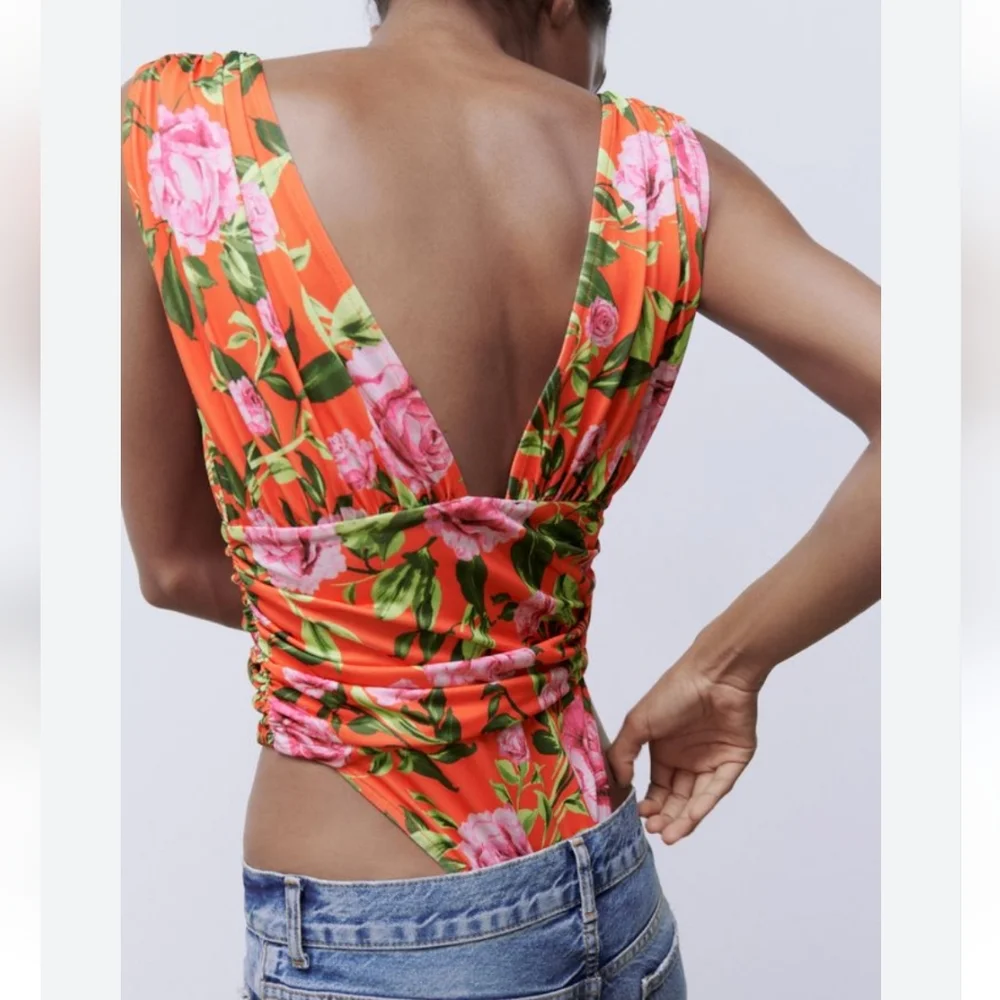 🆕️ Zara Floral Bodysuit - Picture 2 of 3